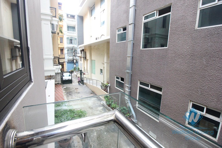   Spacious one bedroom apartment for rent in Cau Giay